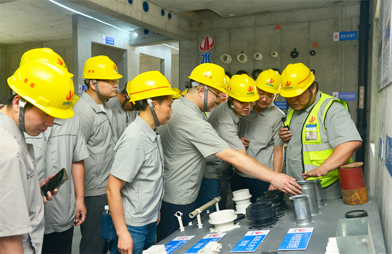 为进一步推进优质客户高效履约，提升交付品质、达成客户满意，2025年6月25日，创世大发建设集团在上海组织召开2025年越秀地产、华润置业客户履约推进会。